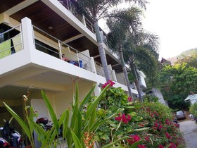 Mountain Seaview Luxury Apartments