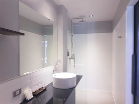 Naina Resort & Spa
