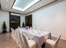 Nai Yang Beach Resort