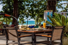 Nai Yang Beach Resort