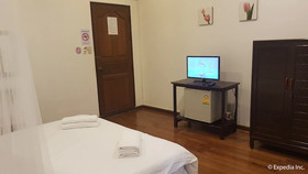 Nawaporn Place Guesthouse