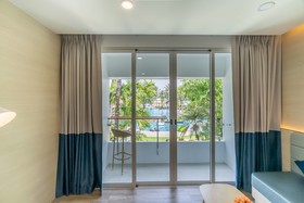 NH Boat Lagoon Phuket Resort