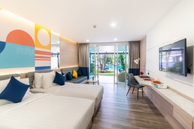 NH Boat Lagoon Phuket Resort