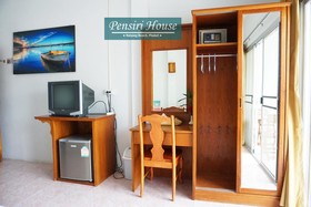 Pensiri House