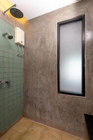 Phu-Ke-Ta, The Hip Service Apartment & Hotel
