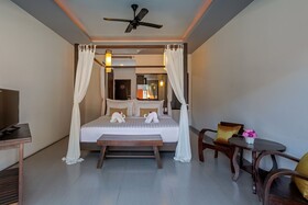 Phu-Ke-Ta, The Hip Service Apartment & Hotel