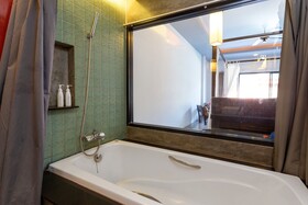 Phu-Ke-Ta, The Hip Service Apartment & Hotel