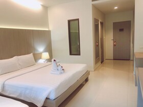 Phu-Ke-Ta, The Hip Service Apartment & Hotel