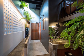 Phuket Capsule Hiden Pool Bar