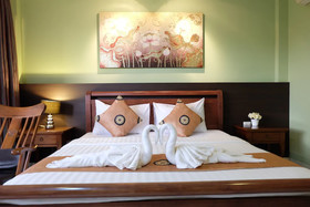 Phuket Racha Guesthouse