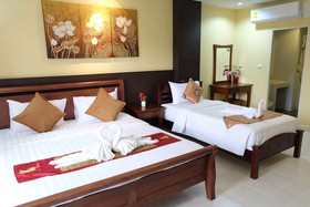 Phuket Racha Guesthouse