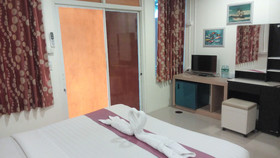 Phuket Racha Guesthouse