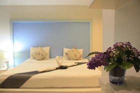 Phuket Racha Guesthouse