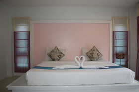 Phuket Racha Guesthouse