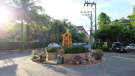 Phuket Racha Guesthouse