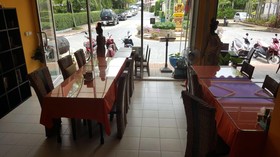 Pitstop Restaurant and Guesthouse