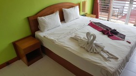 Pitstop Restaurant and Guesthouse