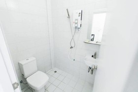 Quadromania Service Apartment