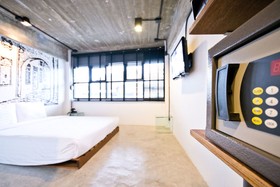 Quip Design Phuket Hotel
