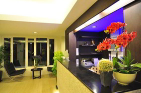 OYO 241 Ratana Hotel Sakdidet