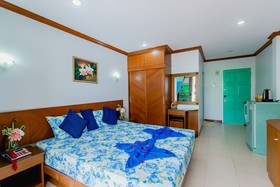 R K Guesthouse