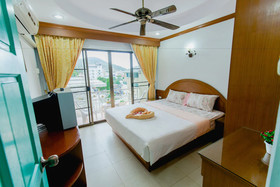R K Guesthouse