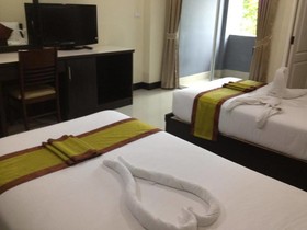 Santiphap Villa & Hotel