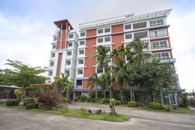 Santiphap Villa & Hotel