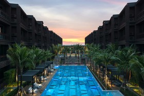 Saturdays Residence
