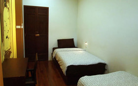 Sunny Hostel Phuket