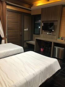 Thalang Resort