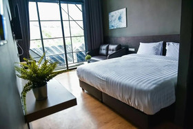 The Arbern Hostel x Bistro