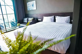 The Arbern Hostel x Bistro