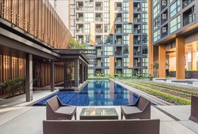 THE BASE Height by Lofty Villas