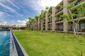 The Gallery Hotel Naiharn