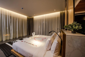 The Gallery Hotel Naiharn