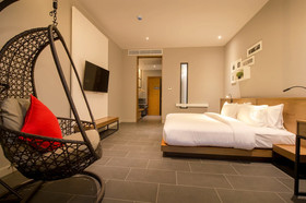 The Gallery Hotel Naiharn