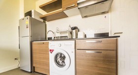 The Lago Apartments by Tropiclook