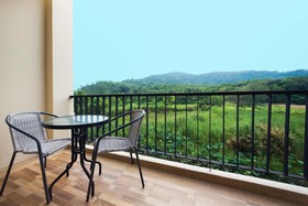 The Lago Apartments by Tropiclook