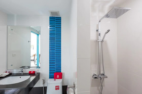 The Malika Hotel by ZEN Rooms