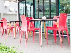 The Tint at Phuket Town by ZEN Rooms