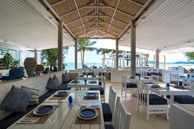 Barceló Coconut Island