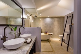 Barceló Coconut Island