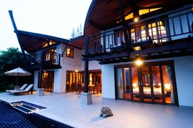 Barceló Coconut Island