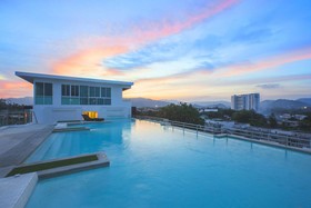 The Wide Condotel Phuket