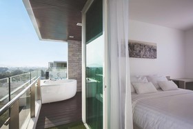 The Wide Condotel Phuket