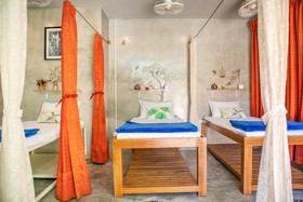 Tira Hostel @Chalong Phuket by Oyo Rooms