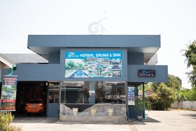 Tira Hostel @Chalong Phuket by Oyo Rooms