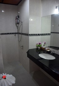 Vivi Boutique Room