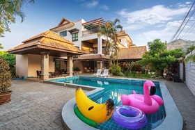 Anyaburi Private Pool Villa